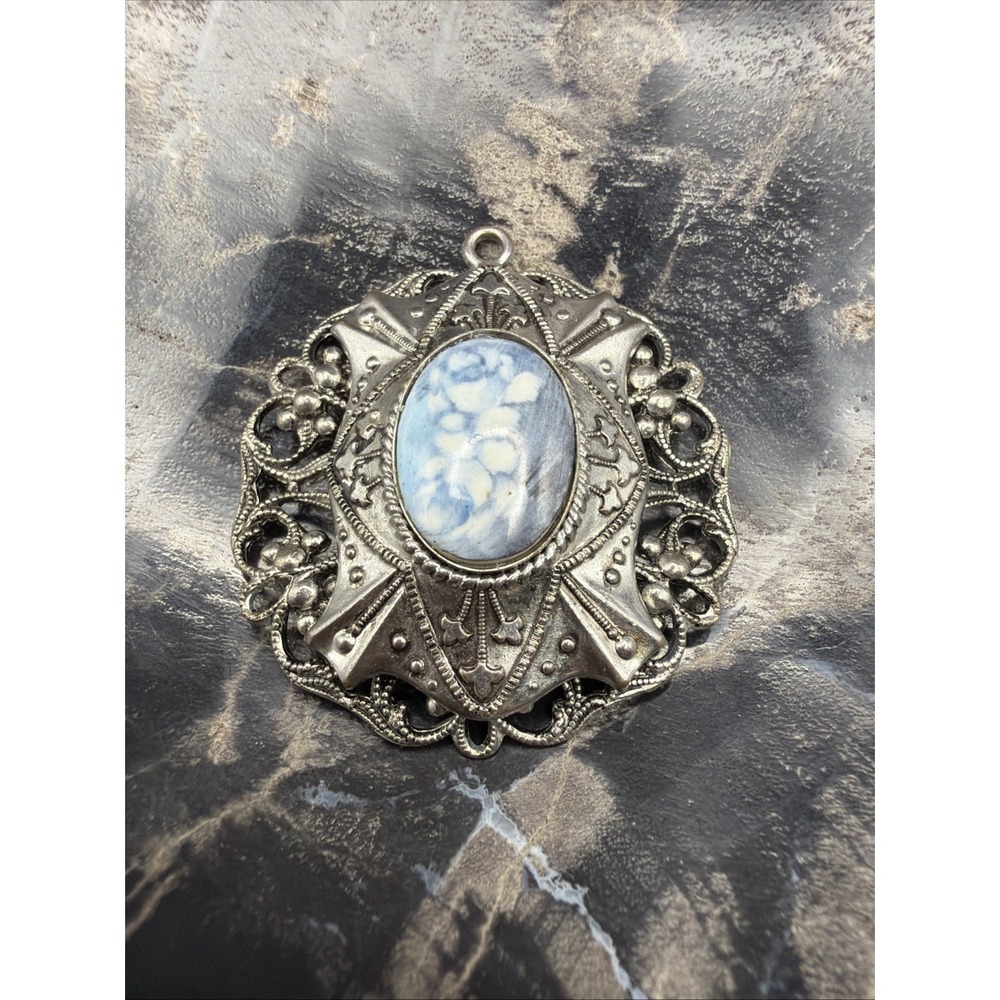 Gorgeous Vintage Ceramic Oval Pendant Filigree Rose Silver Tone